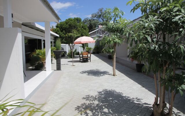 Zamrud Hotel by OYO Rooms