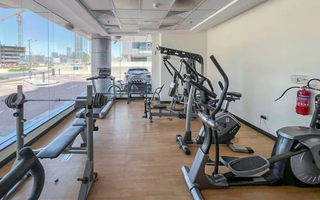 Modern 1-bed With Scenic Golf Course View