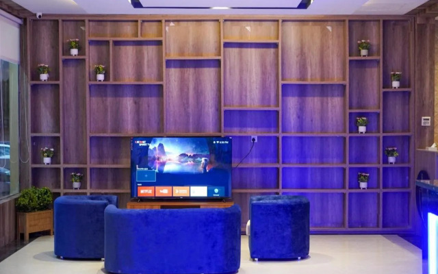 This Lailaty Al Najah Branch