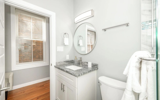 Findlay Market Suite 4