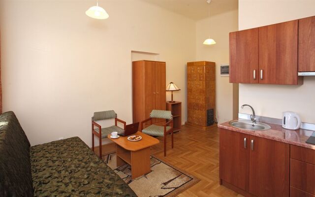 Enigma Hostel & Apartments