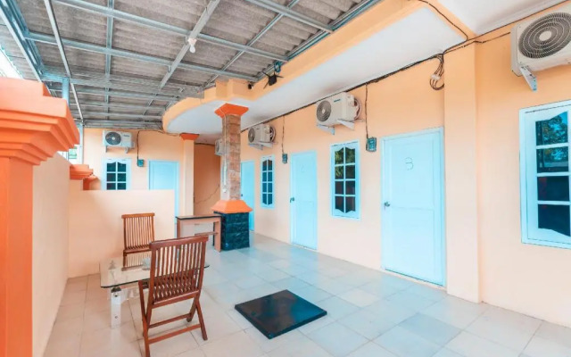 OYO 3132 Mahkota Sivali