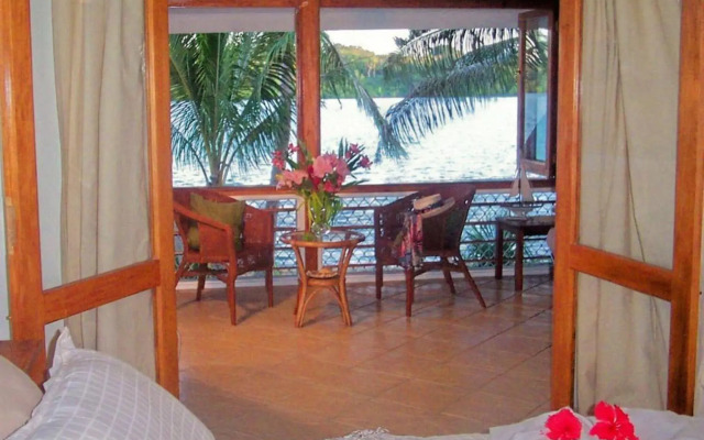 Seachange Lodge
