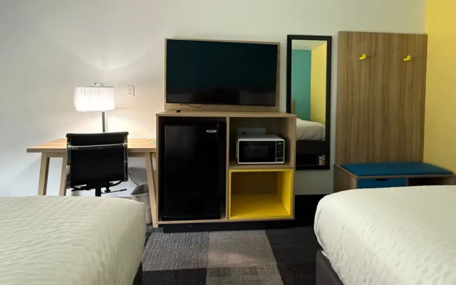 Days Inn by Wyndham Eglin AFB