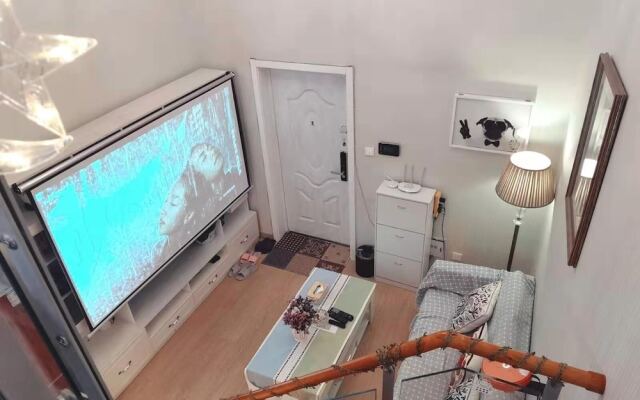 Warm House Apartment