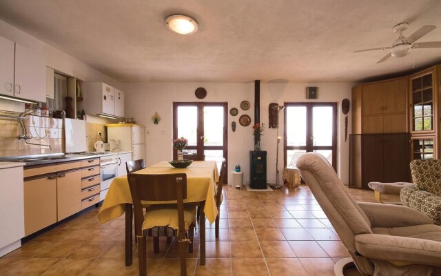 Beautiful Apartment in Kanica With 2 Bedrooms and Wifi