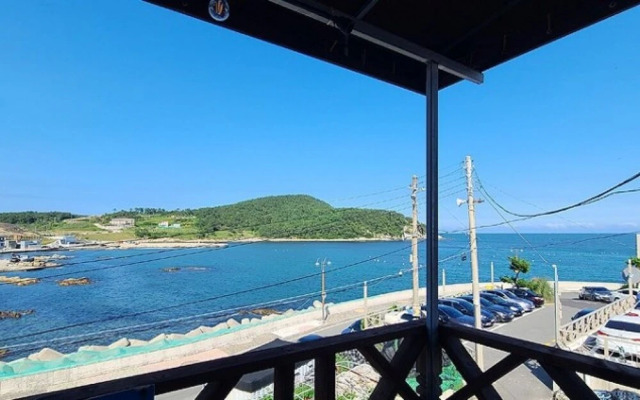 Busan Morning Blue Pension