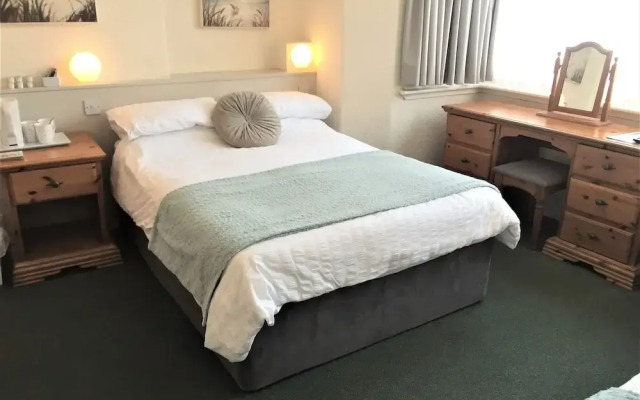 Summer Breeze Guest House