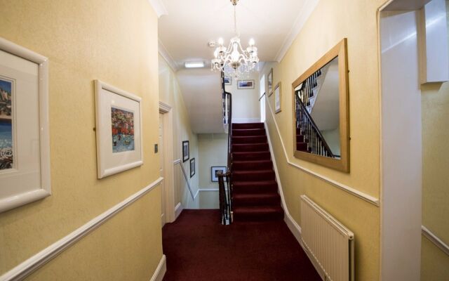 Elmdene Hotel