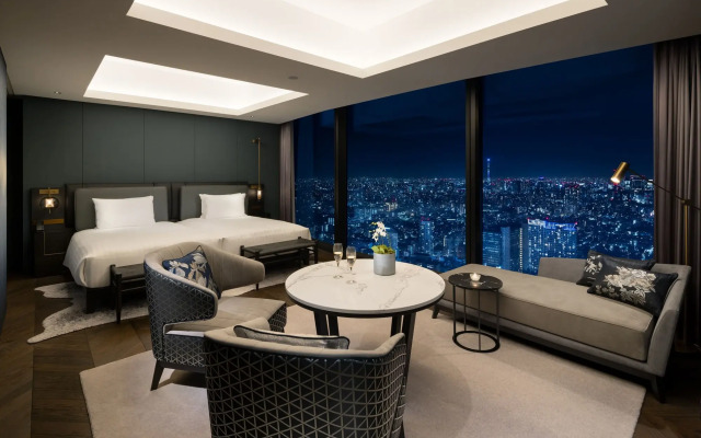 BELLUSTAR TOKYO, A Pan Pacific Hotel
