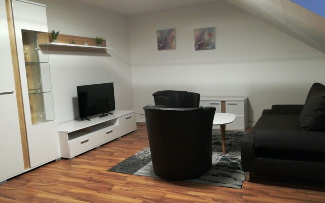 Apartment 28OM