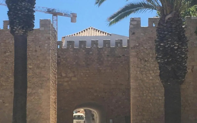 Muralha Residence