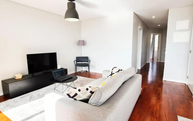 Santa Luzia's Pearl II - Two Bed Apartment