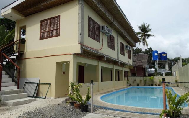 Whites and Greens Beach Resort