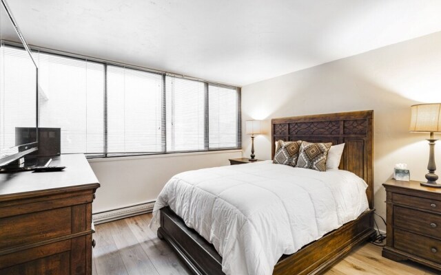 Park Avenue 1 Bedroom Condominiums