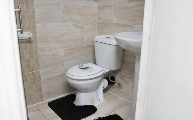 Hill's View Apartments