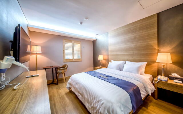 Xenia hotel