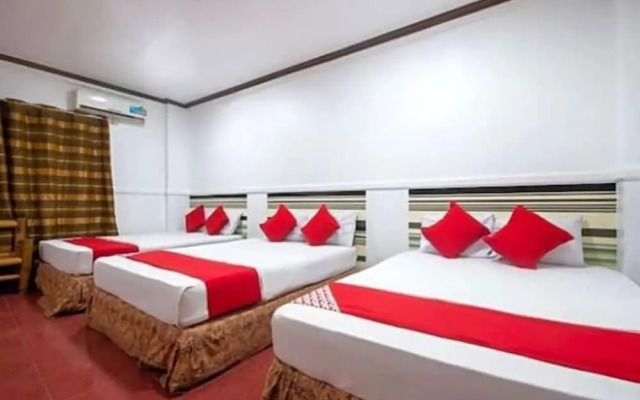 Max Travellers Inn