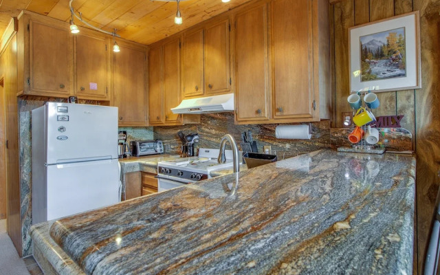 Castle Rock Cabin #2