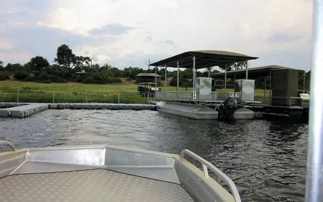 Muchenje Safari Lodge