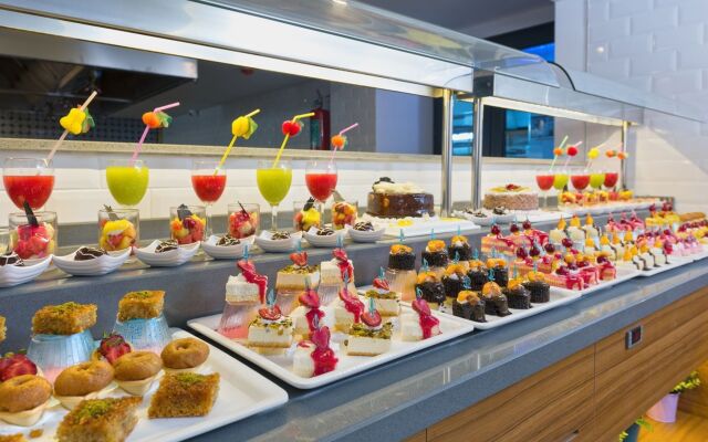 Floria Beach Hotel