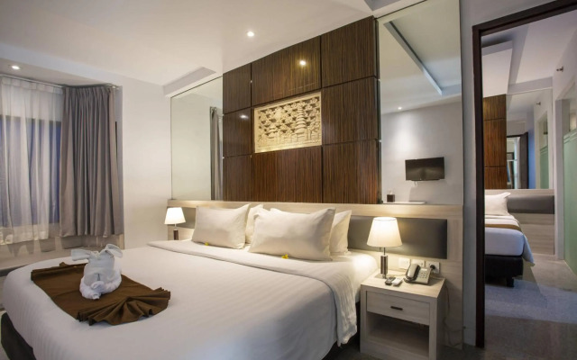Famous Hotel Kuta