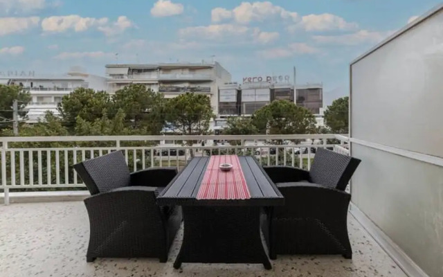 Bijou apartment in Glyfada center