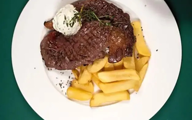 Hotel-Restauracja Platan