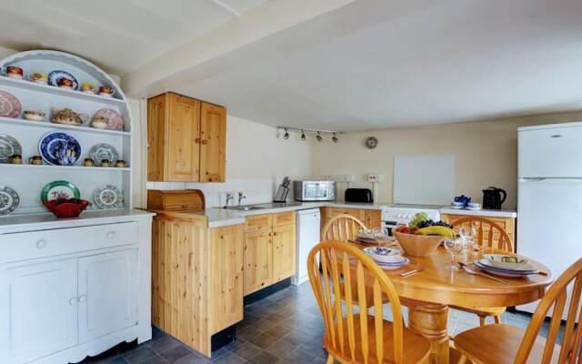 Beautiful Holiday Home in Milltown With Garden