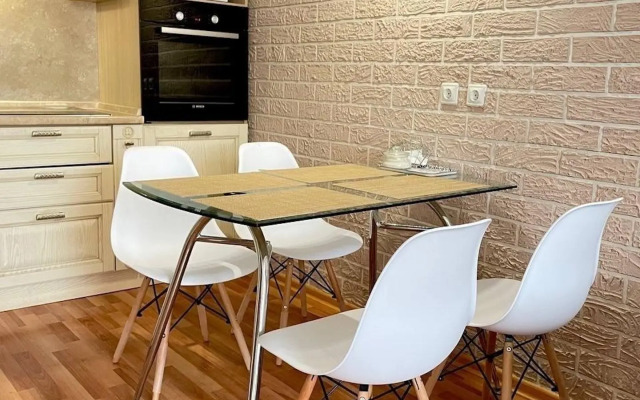 Апартаменты на улице Бакинских Комиссаров 101