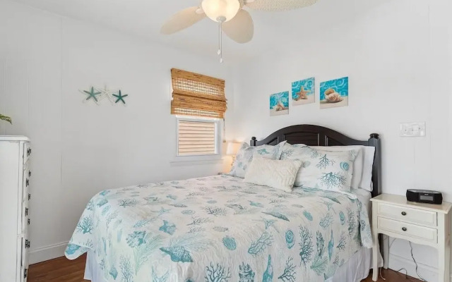 The Marlin House / 143 Marlin Drive 3 Bedroom Home