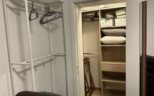 Holiday Home for 4 in Diest With Parking