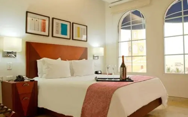 NH Royal Urban Cartagena - 4 Nights, Cartagena, Colombia - Hotel in Cartagena - Photo 3