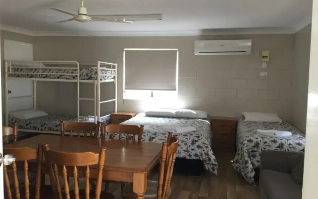 Charters Towers Tourist Park
