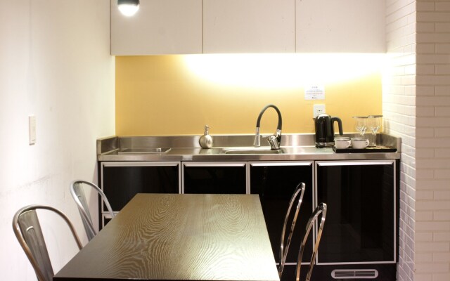 SR Hotel Sadang