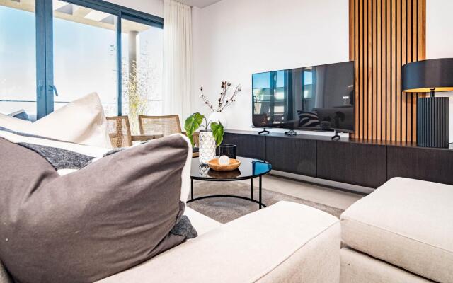 LME144A Spacious & luxury family home