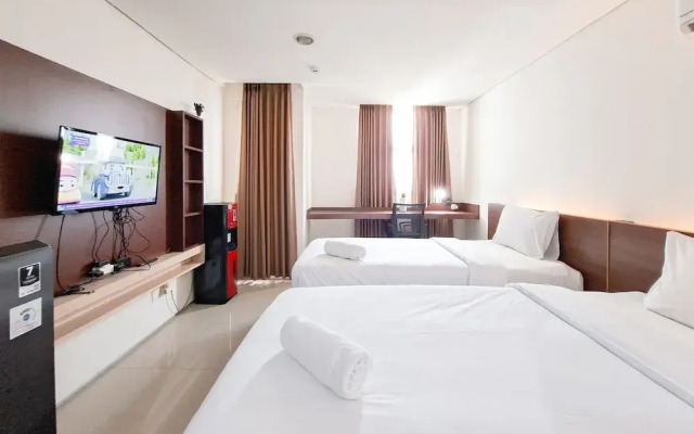 Basic Studio Room Apartment At Tuscany Residence