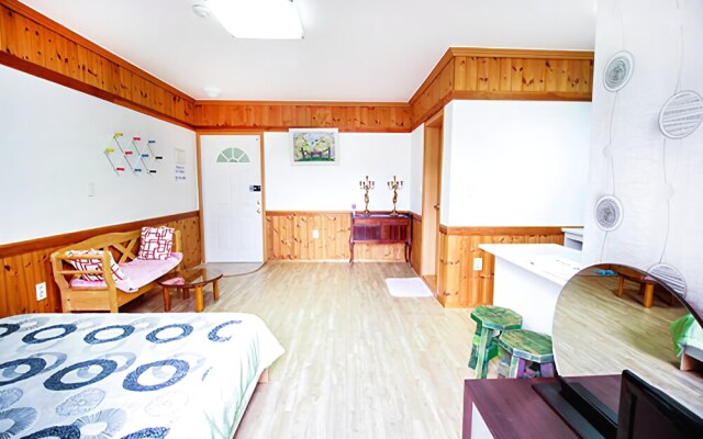 Gangneung When Missing Sea Pension