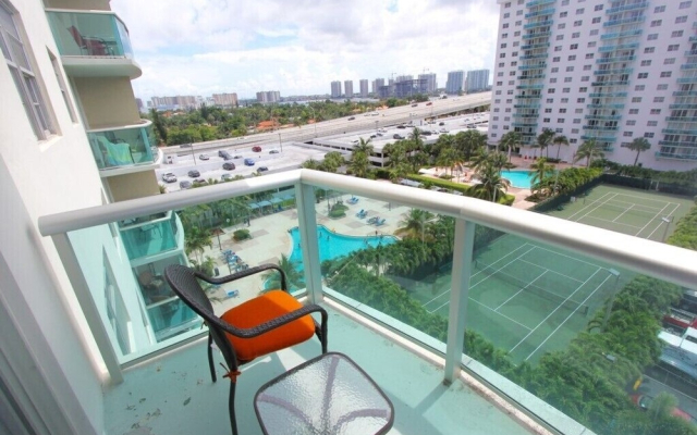 1 Bedroom Bay View Or814, Sunny Isles Beach