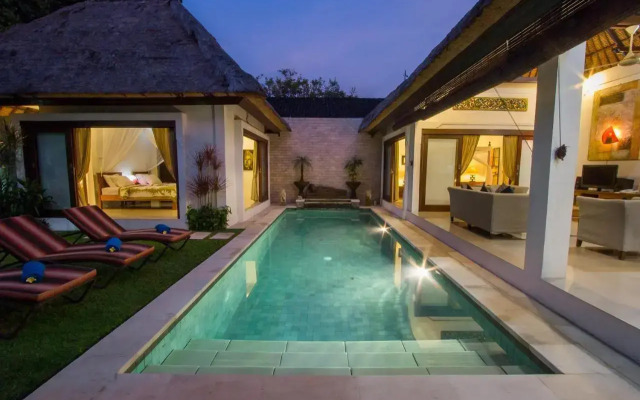 Villa Kamboja Senior