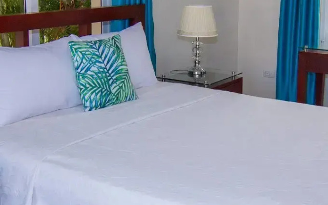 Privacy and Comfort Luxury 6 Bedroom Villa