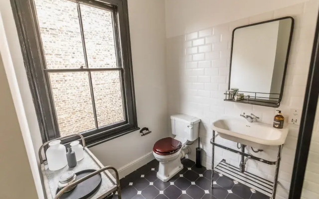 Eson2 - Charming 3 Bedroom Flat in Chelsea