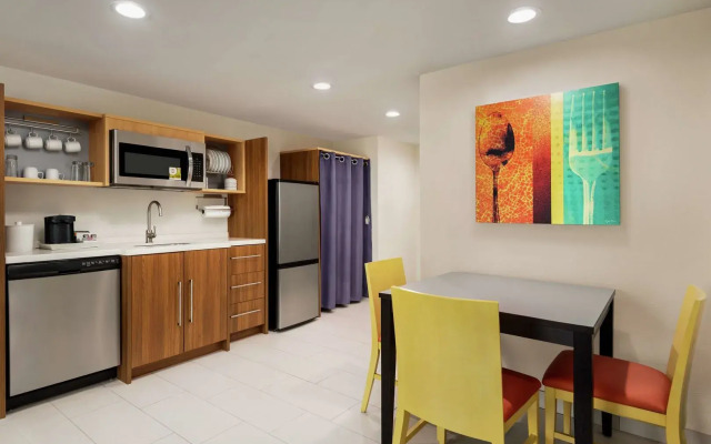 Home2 Suites by Hilton Woodbridge Potomac Mills