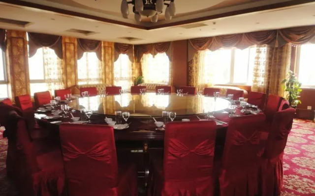 Zhengzhou Jindefu Hotel