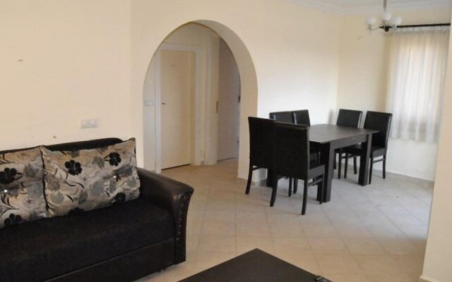 Turquoise Homes Adabuku 2 Bedrooms Pool