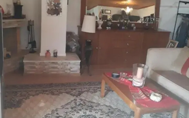 Διπλακατοικια Δηλεσι