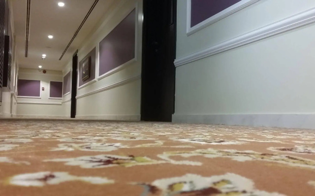Remas Hotel Suites