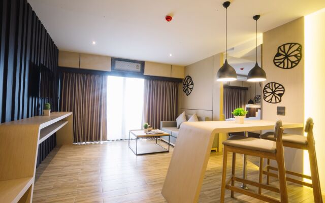 Nadee 10 Resort & Hotel