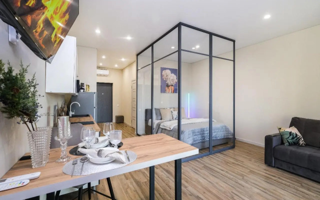 Room Hotel (Рум Хотел) на проспекте Красный 104