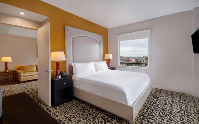 The Sam Houston, Curio Collection by Hilton